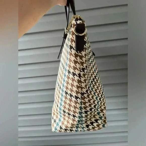 Spartina 449 Houndstooth Travel Bag - Picture 9 of 16